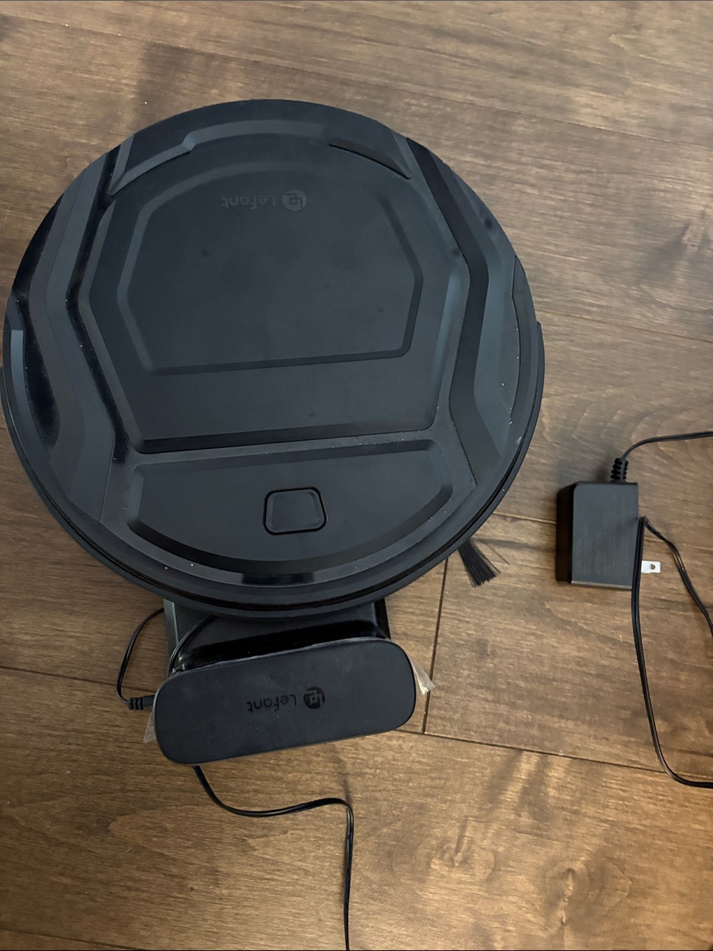 Black Lefant Robot Vacuum Cleaner NEEDS FIXING !